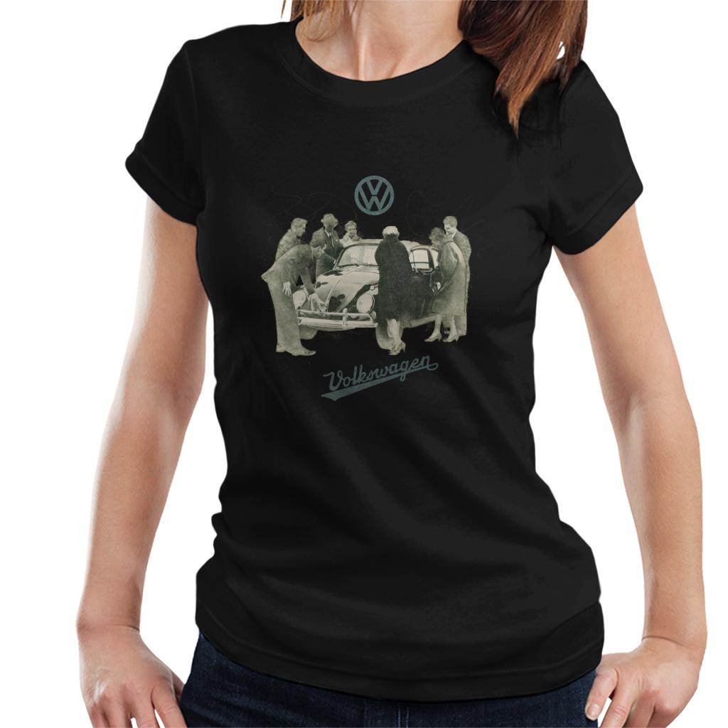 Volkswagen Beetle People Gathering Women's T-Shirt product image 1