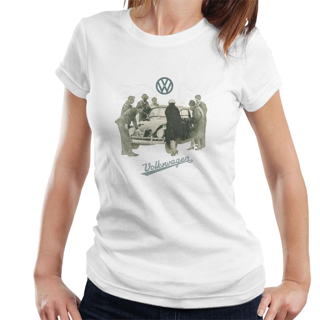 Volkswagen Beetle People Gathering Women's T-Shirt product image 4